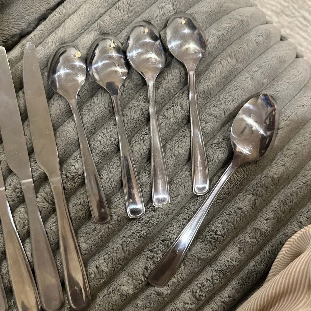 Oneida ss flatware